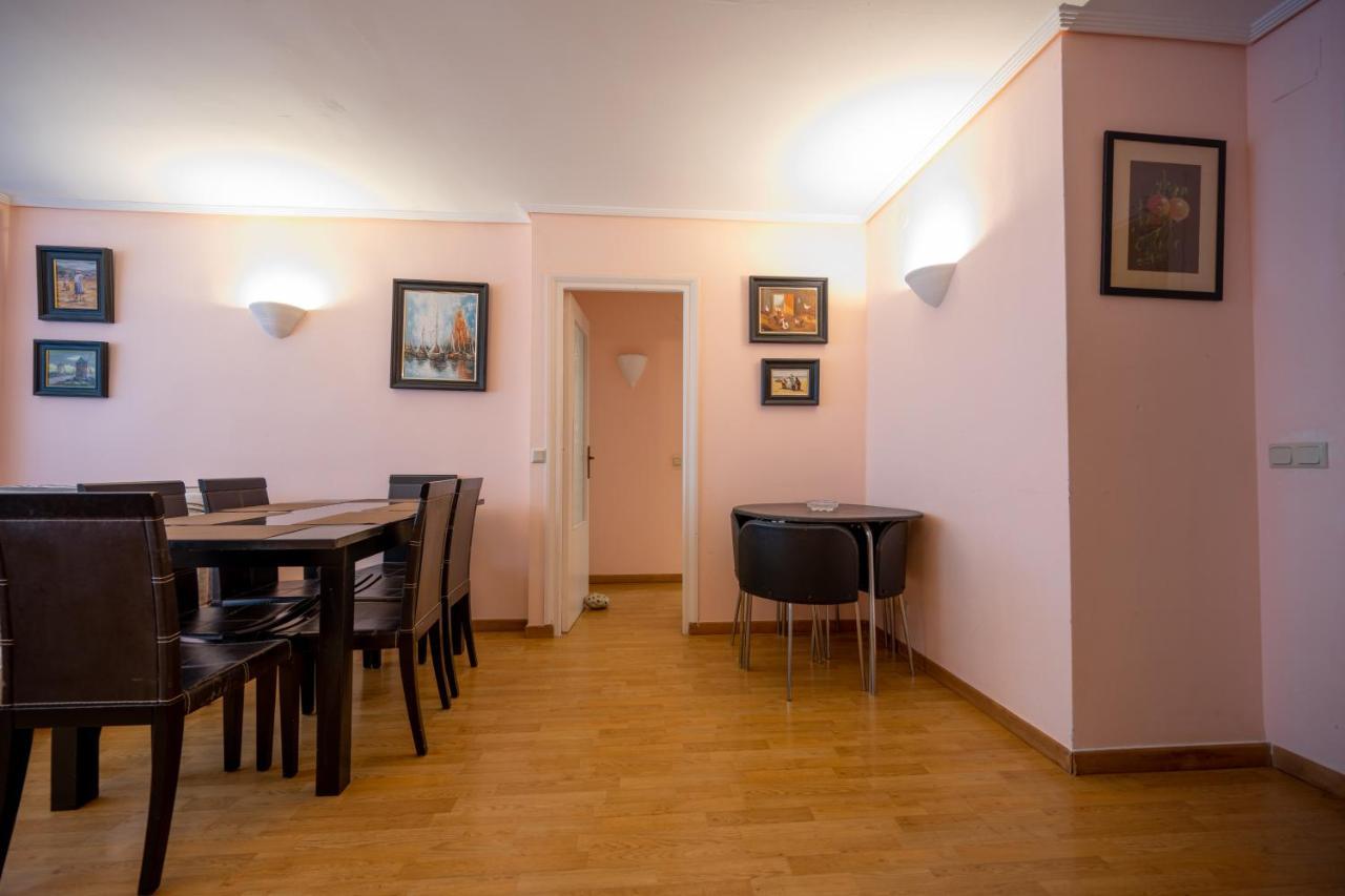 Beautiful Parque Loix 4 Bedroom Apartment Shared Pool, Tennis Court Бенидорм Экстерьер фото