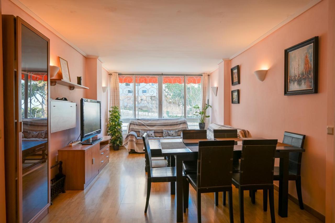 Beautiful Parque Loix 4 Bedroom Apartment Shared Pool, Tennis Court Бенидорм Экстерьер фото